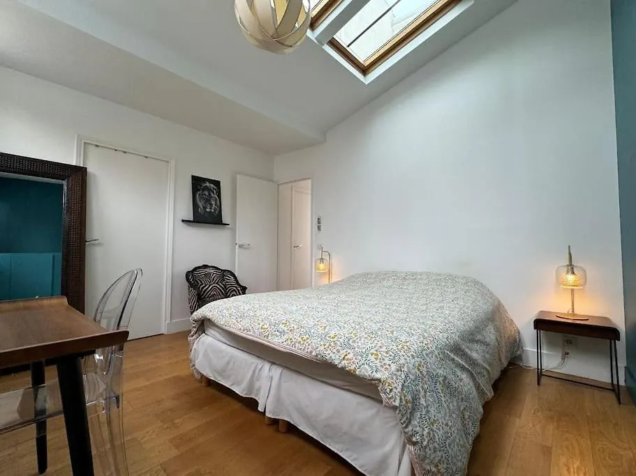 Like A Little House In The Center Of Apartamento