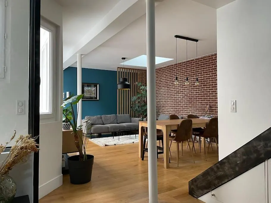 Apartamento Like A Little House In The Center Of *