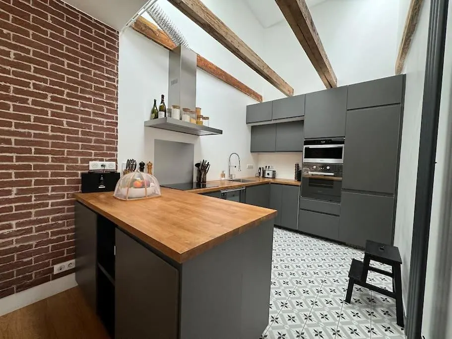Apartamento Like A Little House In The Center Of *
